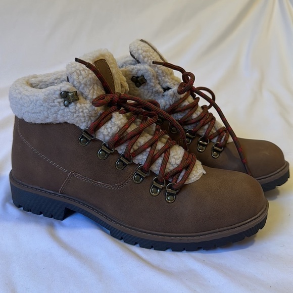 Sun + Stone Men's Glenn Faux-Leather Fleece-Trimmed Lace-up Boots tan size 9 - Picture 6 of 7